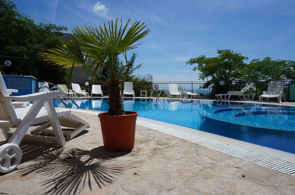 Апартаменти Свети Георги - Saint George Apartments Kavarna Exteriér fotografie